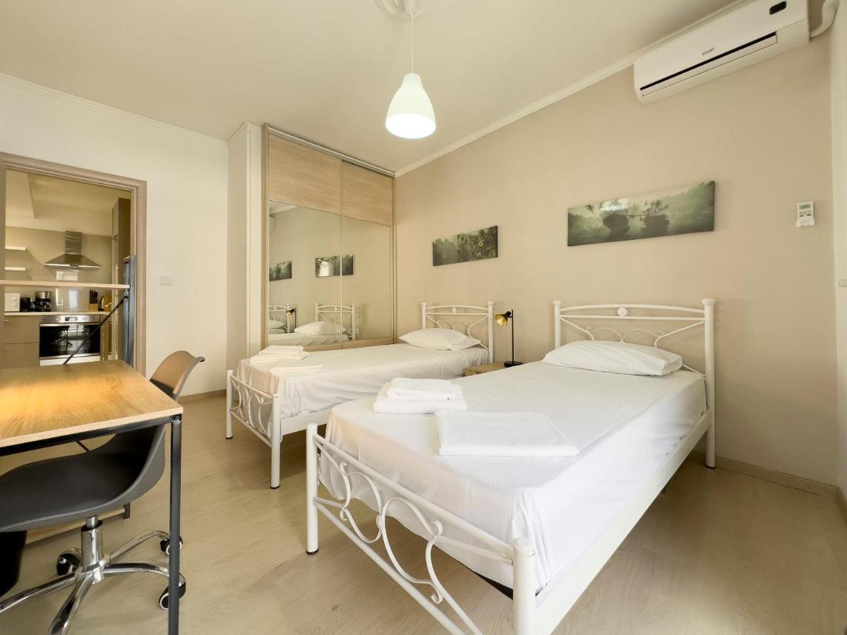 Mihail Voda Modern 55Sqm In Athens Apartment Ngoại thất bức ảnh